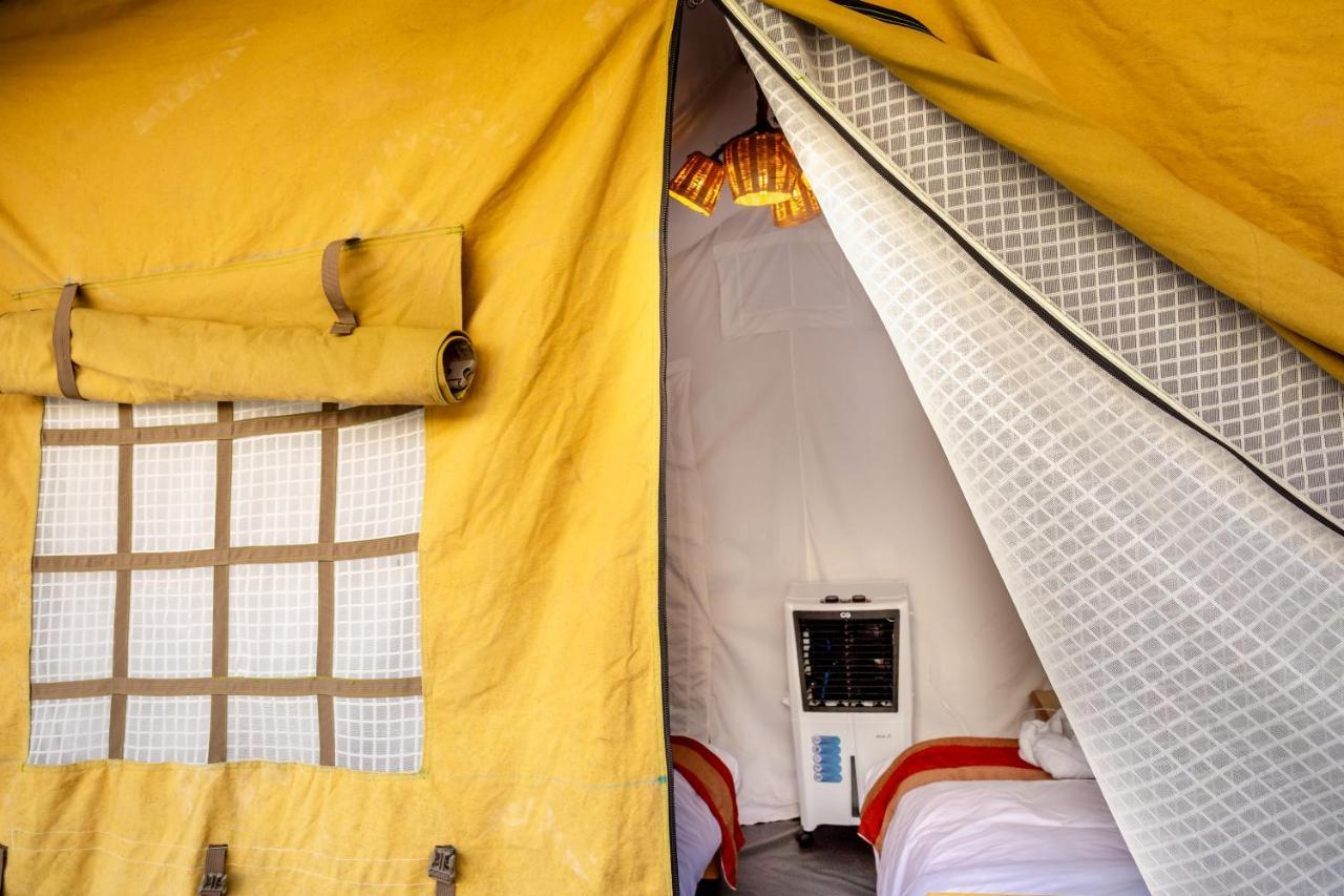 Kalash Parkaze And Tent Inn Pokhara Extérieur photo